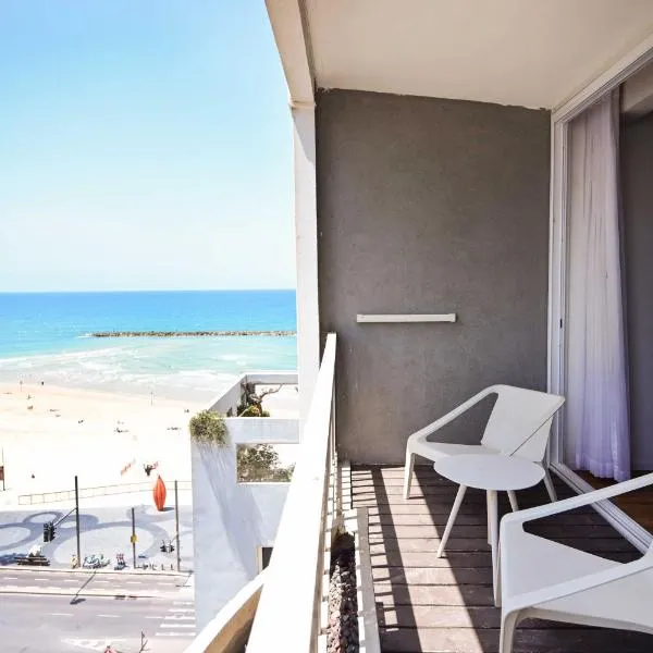 Trumpeldor 1 - Premium Beachfront Apartments By Vacay TLV, hotel u Tel Avivu
