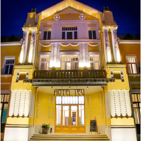 Hotel Lev, hotel in Želiezovce