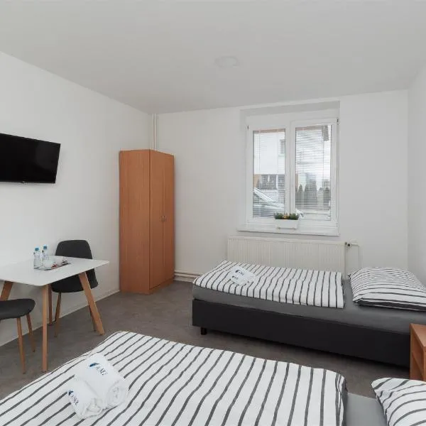 Ubytování AMZ, hotel a Wrab