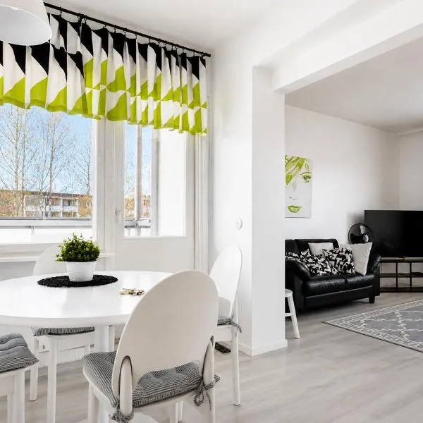 Aava's apt. FREE Parking, hotel u Poriju