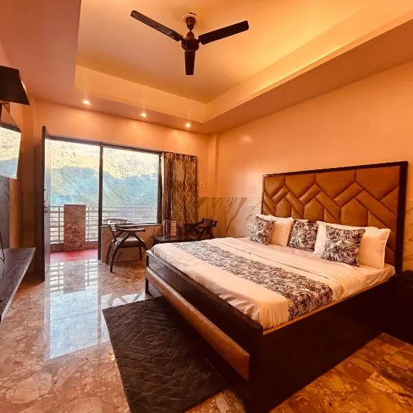 Sach Queen Hills Hotel & Resort Near Kempty Fall, hotel v destinaci Mussoorie