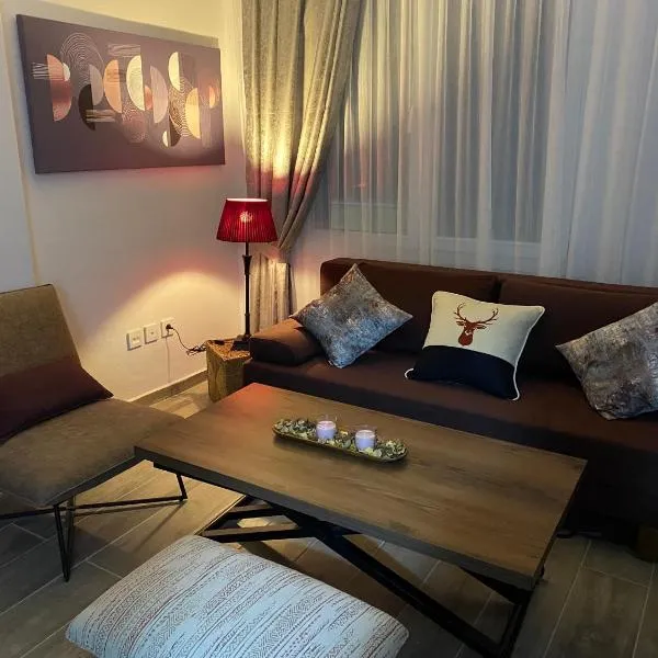 Your New, Comfortable and Cozy Home in the Center, hotel in Seferihisar
