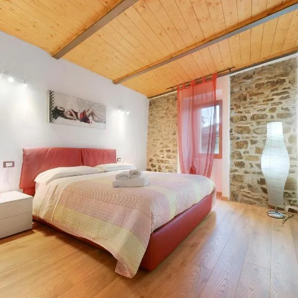 Prima Del Cielo - Alba Apartment, hotel a Perledo