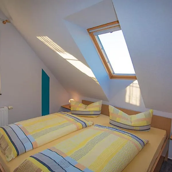 Ferienwohnung Köhler, hotell i Glowe