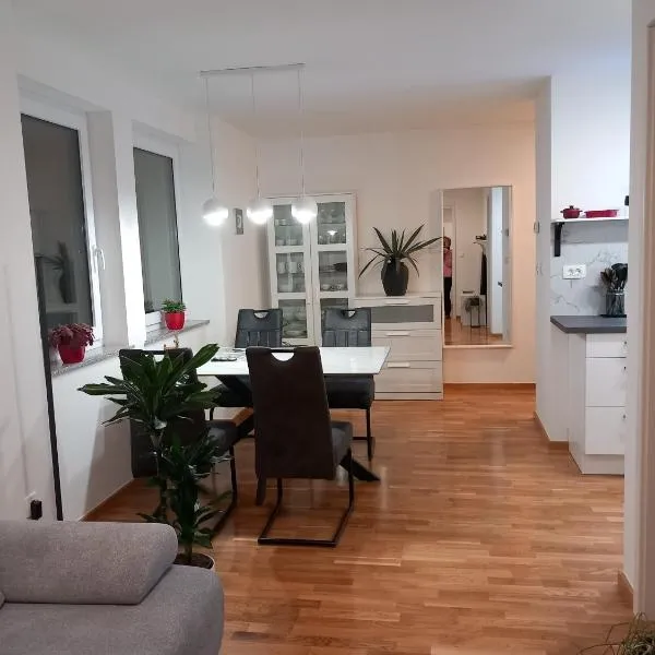 Apartma Krnes, Hotel in Črna na Koroškem