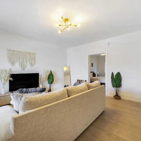 8040 Harding Apts โรงแรมในไมอามีบีช