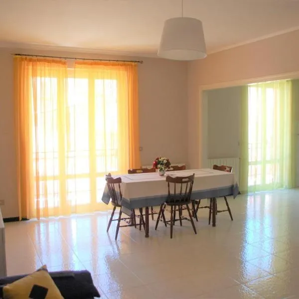 Appartamento Rina Centro Sicilia, hotel v destinaci Pietraperzia
