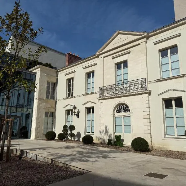 Maison Maubreuil – hotel w mieście Nantes