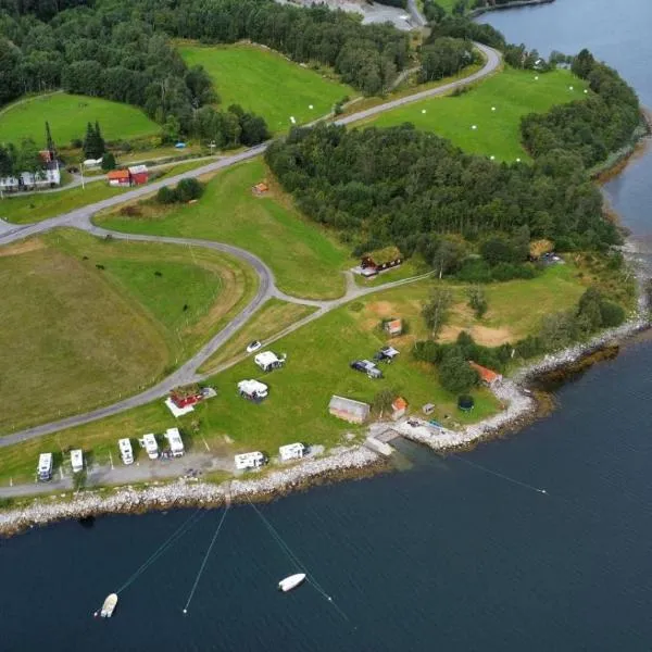Sunndalsfjord Cottages Fredsvik Meisalstranda 455,506 og 508, готель у місті Сунндалсера