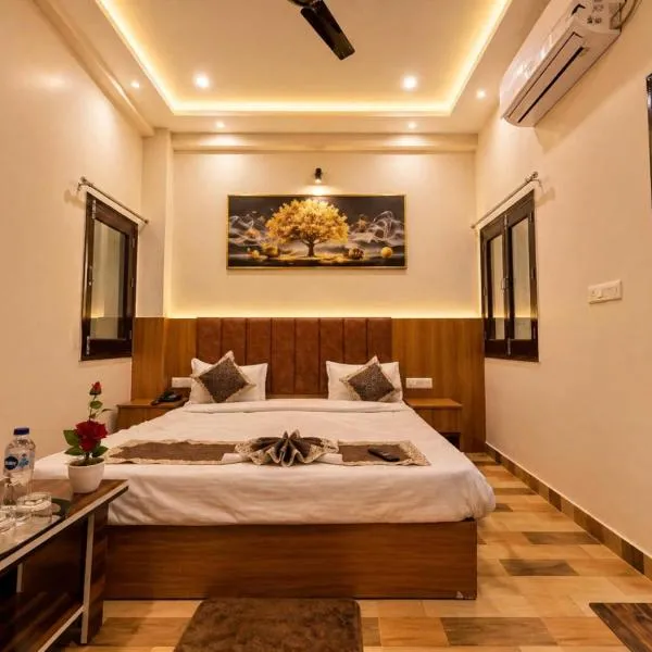 Hotel ragav in, hotel em Ayodhya