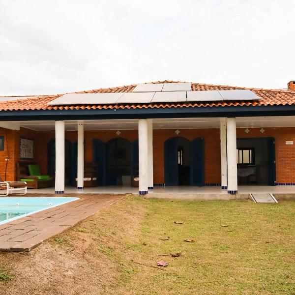 Casa com piscina patio e campinho em torres 1 quadra mar