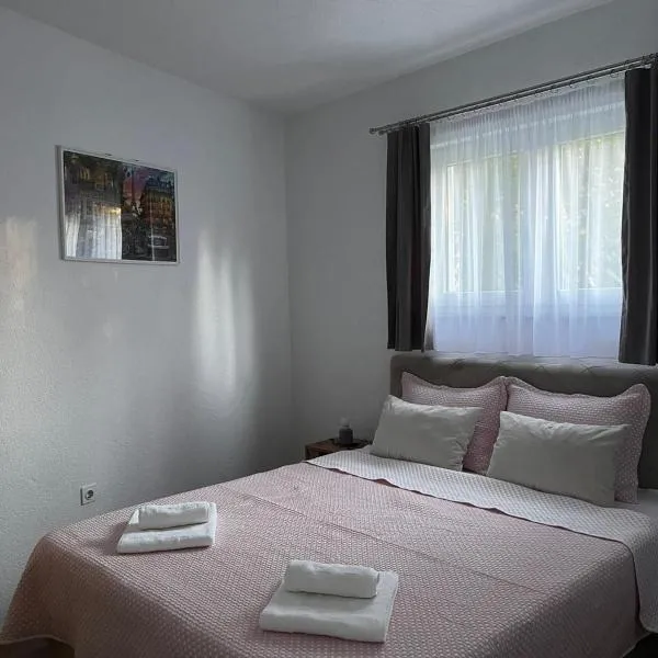 Apartment Ena, hotel u Bihaću