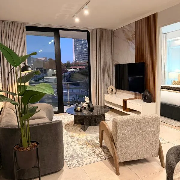 Ellipse Luxury Apartment Waterfall, Hotel in Midrand