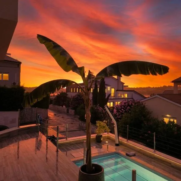 Luxury Histria Apartment with Private Pool Near the Beach, khách sạn ở Banjole