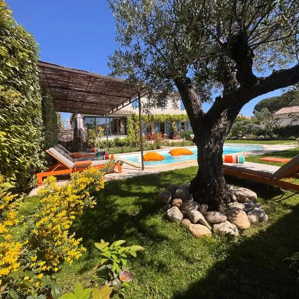 La Bastide des Romarins, hotell sihtkohas Plan-dʼOrgon