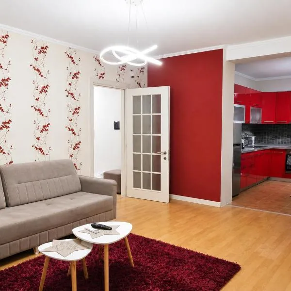 Diora's Apartment-Modern&Spacious, 5 Min Walk to City Center, ξενοδοχείο στο Δυρράχιο