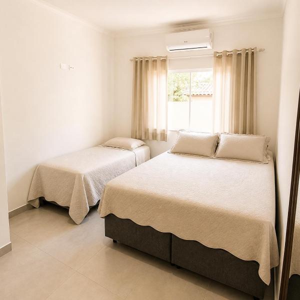 Casa da Cle, 2 quartos com ar condicionado, 600m da praia - Foto 3