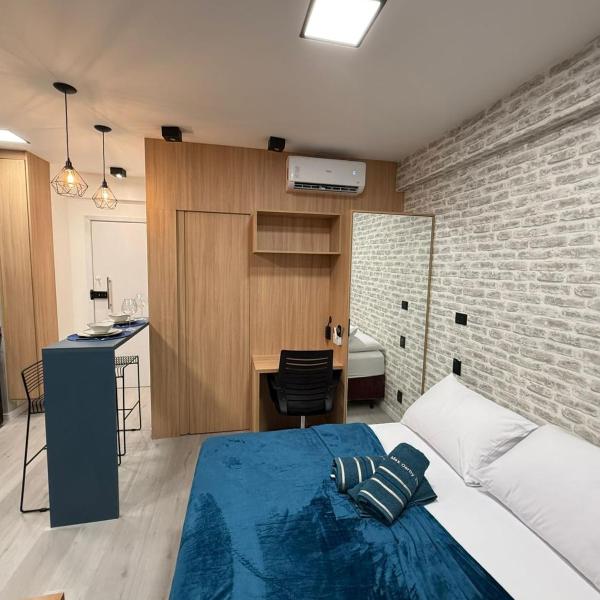 Max derby studios