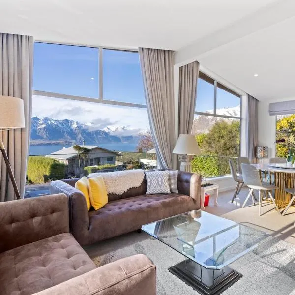 The Encounter - Your Lake View house in Queenstown, Hotel in Queenstown