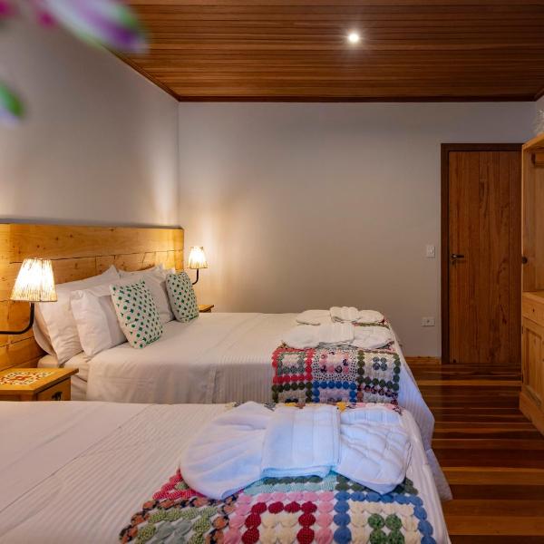 Casa dos Pinheiros - Foto 2