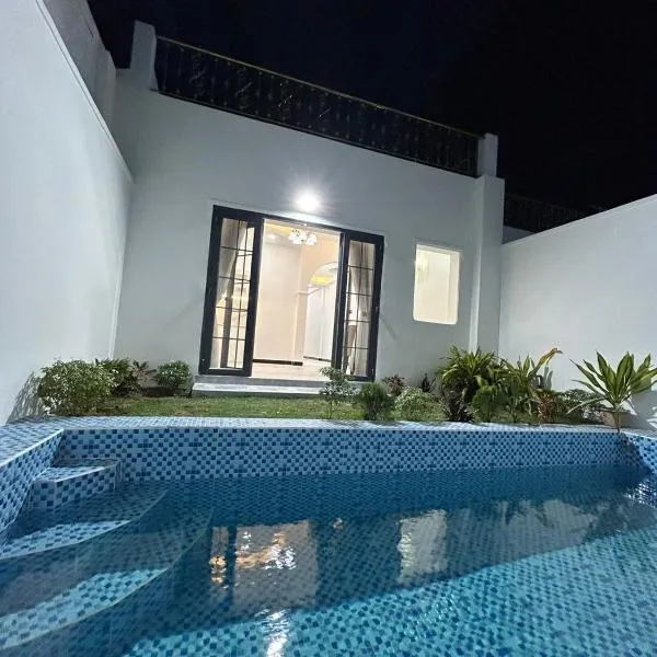 MAI TUAN pool villa Hotel Tran Phu, hotel di Phú Khương