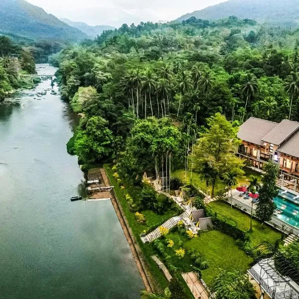 Aramya Riverfront Boutique Resort Kitulgala - A Haven for Adventure and Serenity, hotel di Kitulgala