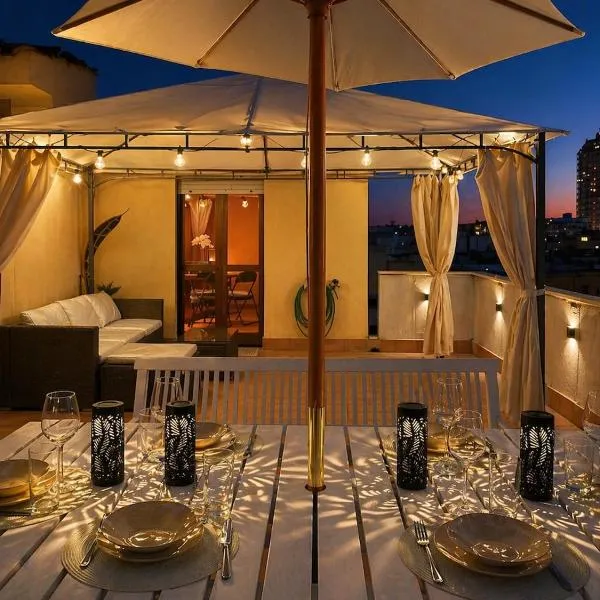 Rooftop Penthouse - Sea & Mountain Views - Rome، فندق في نيتّونو