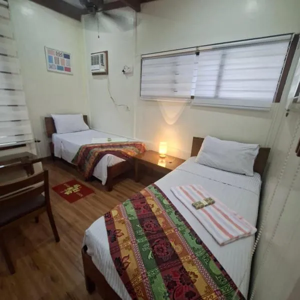 Iloilo City में, होटल The English Filipina Secret Garden Resort