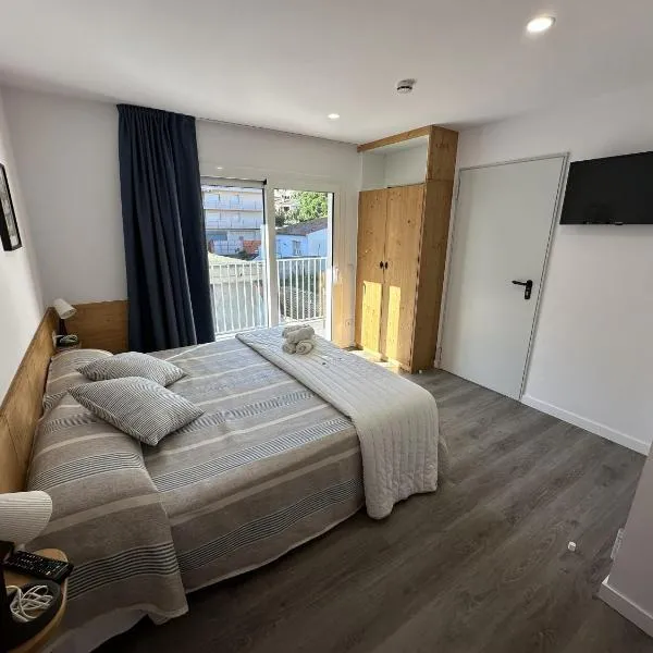 Malva Hostel Estartit – hotel w mieście L'Estartit