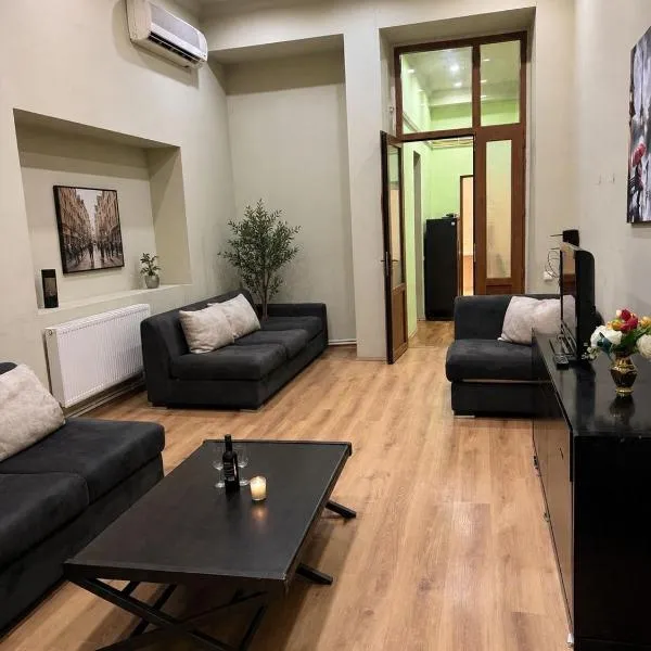 Rustaveli Avenue City Center Apartment, khách sạn ở Tbilisi