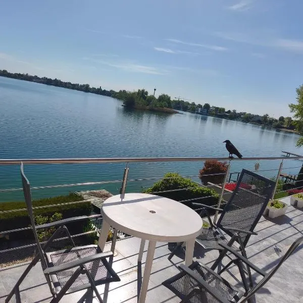 LETO V SENCI NEKONČÍ ANI V AUGUSTE Apartmán 71 Slnečné jazerá 71, SENEC, hótel í Senec