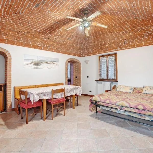 Centenario Affittacamere, viešbutis mieste Fara Novarese