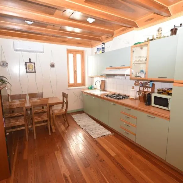 Casa Stella, una finestra sulla Valle Argentina, hotel em Molini di Triora