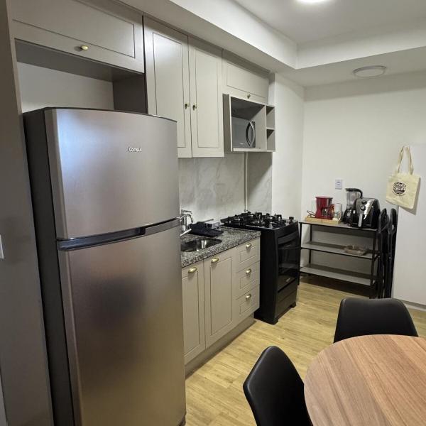 Apartamento moderno e equipado, 2 Quartos com ar, região central, VLT na porta, perto da Rodoviaria e Aeroporto SDU - Foto 5