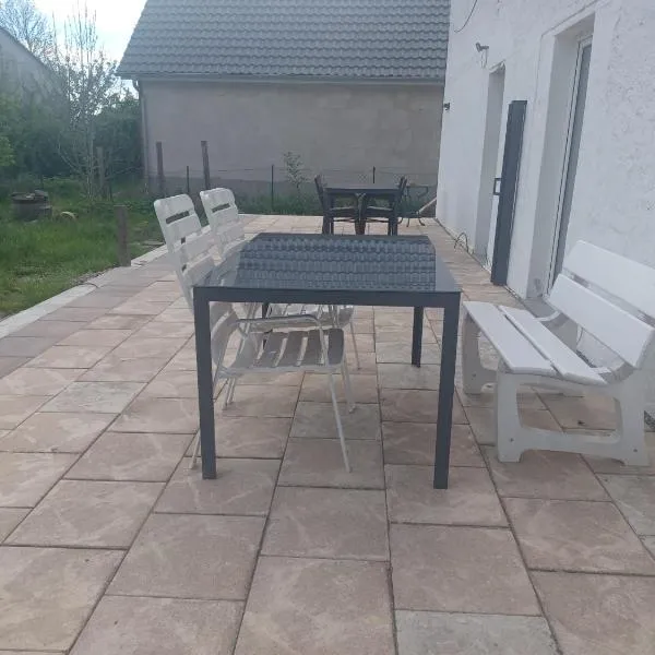 Ferienwohnungen Am Storchennest in Krembz bei Gadebusch, khách sạn ở Krembz