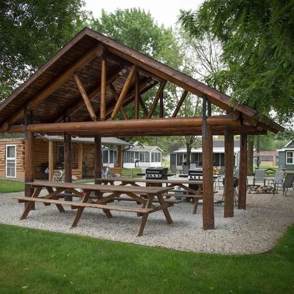 Big River Escape Riverside Cabins, hotel a Buffalo City