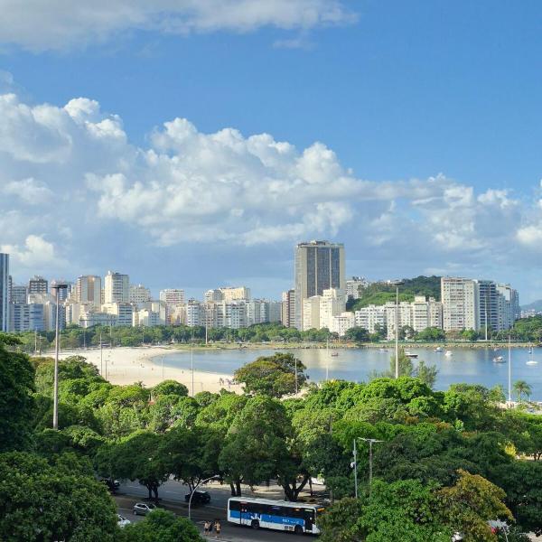Apto Vintage com vista da praia e metrô a 280m