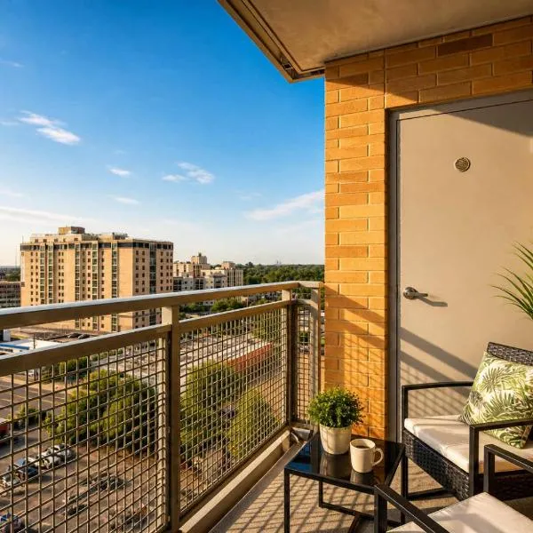 Silver Spring DC Metro 2BR Rooftop Gym LuxePad, hotell sihtkohas Silver Spring