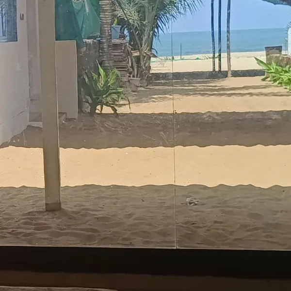 Gajananstay beach facing rooms gokarna, khách sạn ở Gokarn