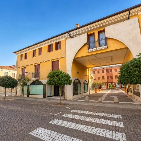 MARIA IDA Trilocale nel centro storico - AGENZIA COCAL, hotel di Caorle