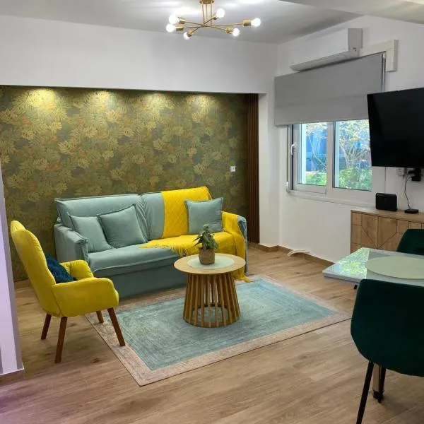 Urban Garden Suite-Samos Center, hotel v Samosu