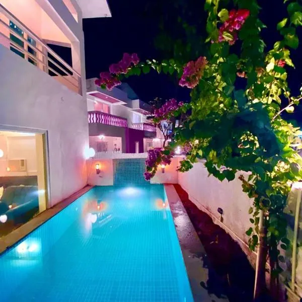 "Villa Ledo Calangute Beach" - 4BHK - Private swimming pool - Kitchen - Wifi - TV: Calangute şehrinde bir otel