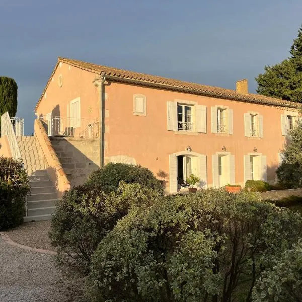 Mas des Fleurs, hotel in Châteaurenard
