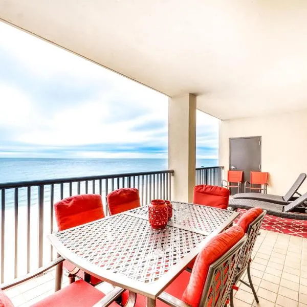 Beachfront condo with shared outdoor pool heated indoor pool sauna & grill area, hotel u gradu Orandž Bič