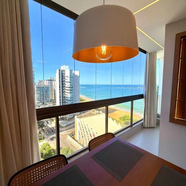 Praia Dourada 1115 - Frente Mar com Varanda e Garagem