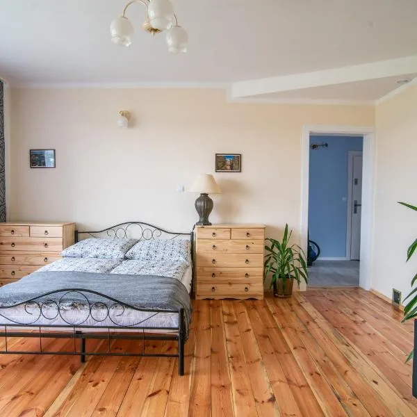 ALE WIDOKI Apartamenty Gościnne, Hotel in Giebło