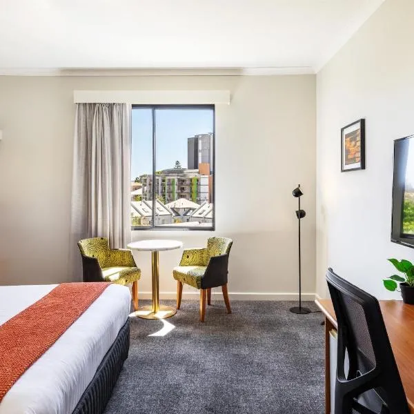 Metro Hotel Perth City, hotel v Perthe