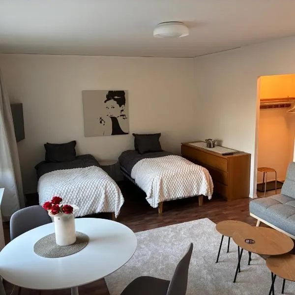 Modern City Apartment with Hästens Beds, hotel v destinaci Hyvinkää