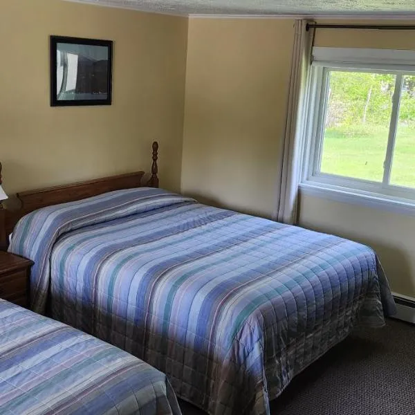 Wilson Lake Inn - 1st Standard Floor Rooms, hotel a Wilton