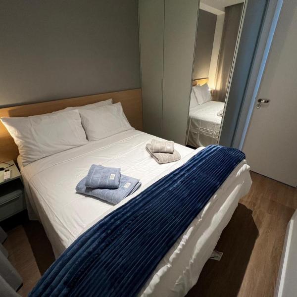 Modern Studio - Vila Nova - Pool, Gym, AC